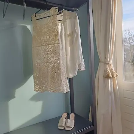 Apartment Luxurious Floor Near & Musea